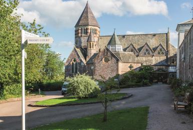 Invitation to come for tea at Thamesfield