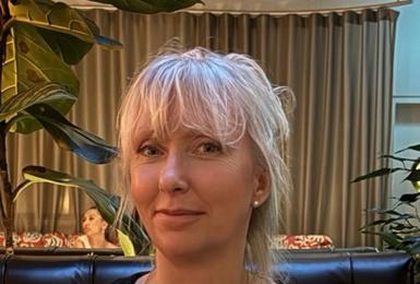 Meet Joanne, Sales Consultant at Botanical place